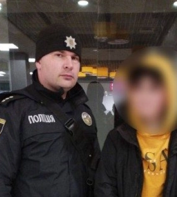 Черкаські поліцейські шукали неповнолітню дівчину, яка втекла з лікарні