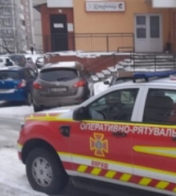 У Вараші рятувальники виявили мертвого власника квартири