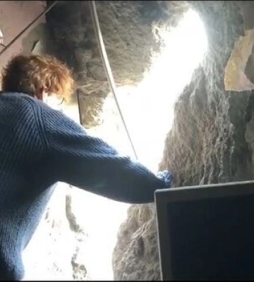 Наслідки нічного обстрілу Херсона російськими загарбниками. ВIДЕО