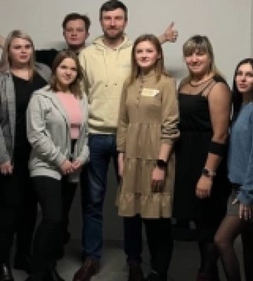 Молодь з Корця взяла участь у тренінгу програми «Мріємо та діємо»
