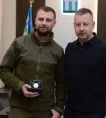 Генерал-полковник Сирський нагородив воїнів 100-ї обр ТрО