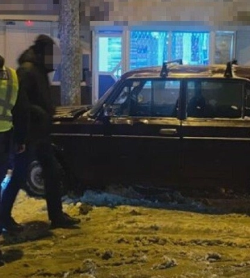 На Одещині затримали водія, чий автомобіль зірвався з тросу та наїхав на дитину