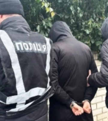 У Миколаєві поліціянти затримали лікаря за отримання хабара