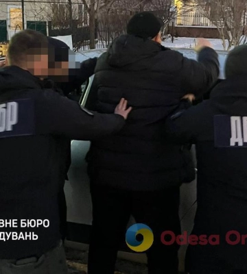 Підозру отримав працівник РТЦК на Одещині - за хабар посприяв військовозобов’язаному стати непридатним до військової служби