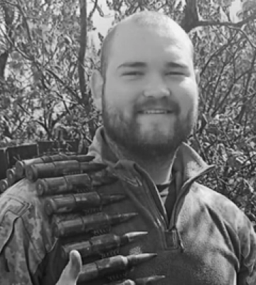 «Роман мав би жити»: щемливі спогади про загиблого на війні волинського лісівника