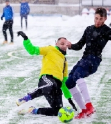 На Рівненщині стартував футбольний «Impulse Winter Cup»: після першого туру по три очки має п'ять команд