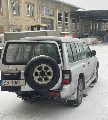 Волонтери з Одещини передали для ЗСУ позашляховик