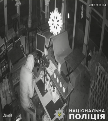 У Миколаєві молодик вчинив серію крадіжок у магазинах