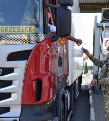 Разблокирование границы. В Польше призвали Украину выполнить договоренности с перевозчиками