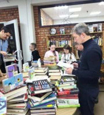 Бібліотеку Ковеля поповнили англомовними книжками