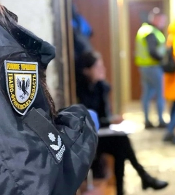 В Ивано-Франковске нашли мертвыми мужчину и беременную женщину