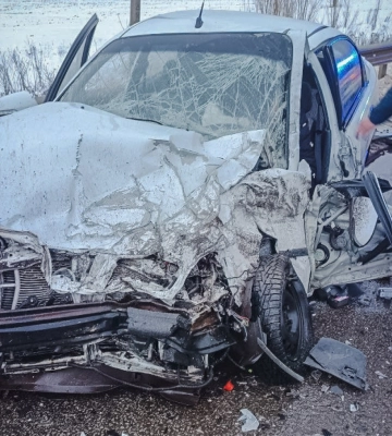 ДТП у Краматорську: рятувальникам довелося діставати жінку з автомобіля