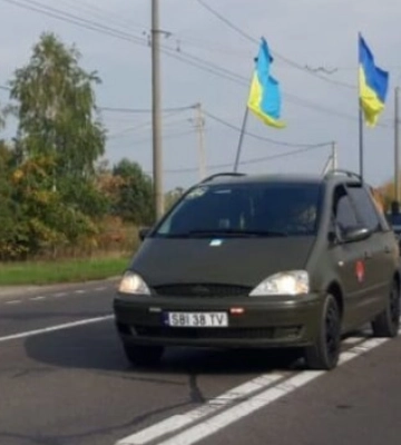 Схилімо голови: у ці хвилини додому на Волинь повертається Герой на «щиті»