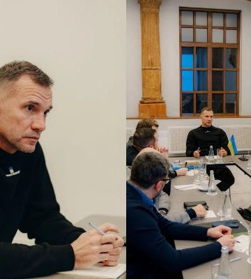 Андрій Шевченко у Львові щось розповідав про футбольну стратегію