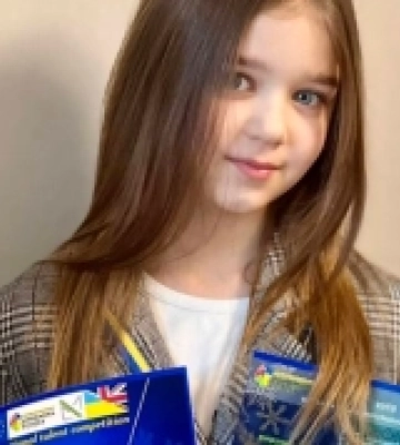 Юна художниця Білгорода-Дністровського здобула визнання на двох мистецьких конкурсах