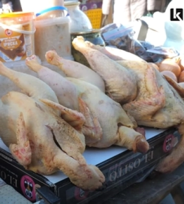 Кури, півні і качки: які ціни на птицю на базарі в Луцьку (відео)