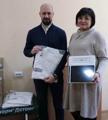 У Полтаві двом медичним центрам передали нове обладнання