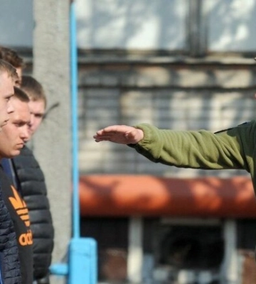 У Запоріжжі 17-річних хлопців викликають до ТЦК