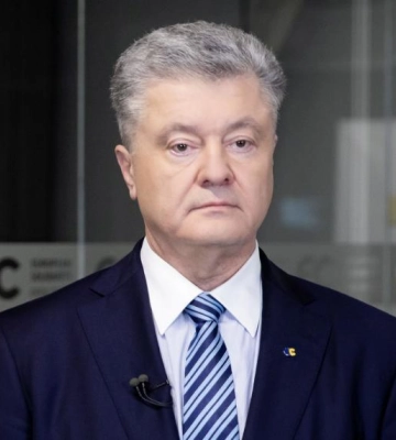 Петро Порошенко підтвердив, що його фонд профінансує відбудову музею Романа Шухевича у Львові