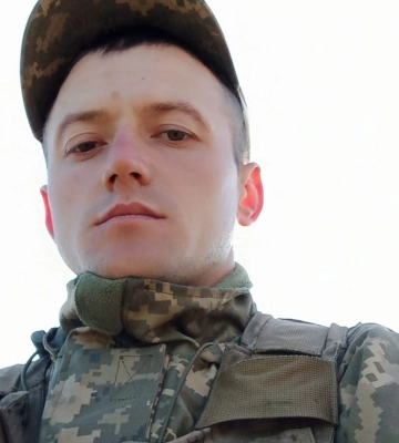 На рідній Волині Героя України поховали через півтора року після загибелі: спогади про молодого танкіста