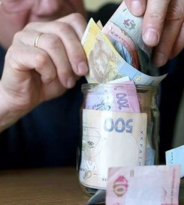 Кожен другий пенсіонер отримує менш ніж 4 тисячі гривень