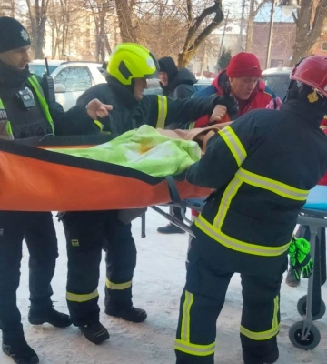 У селі біля Нововолинська в квартирі виявили труп чоловіка