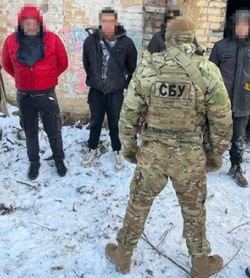 У Запоріжжі знешкодили банду рекетирів, яка викрадала людей