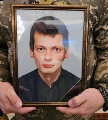 У Полтаві попрощалися з двома військовими, які загинули в боях за Україну