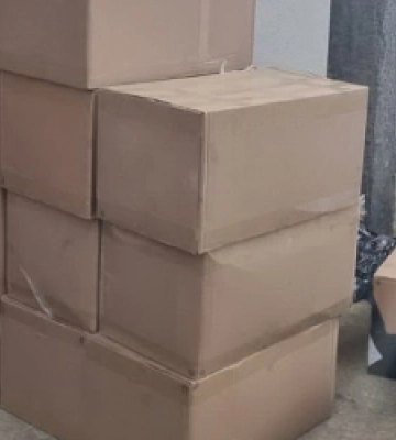 Збут контрафактних сигарет та алкоголю у Львові: вилучили товару на 4 млн грн