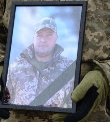 У Рівному попрощалися з полеглим на війні захисником Андрієм Яремчуком (ВІДЕО)