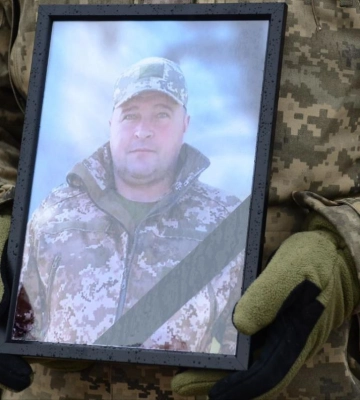 У центрі Рівного попрощалися із мужнім Захисником Андрієм Яремчуком