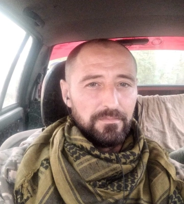 Захисника з Кіровоградщини відзначили нагрудним знаком &quot;Золотий хрест&quot; та медаллю &quot;За звільнення Кліщіївки&quot;