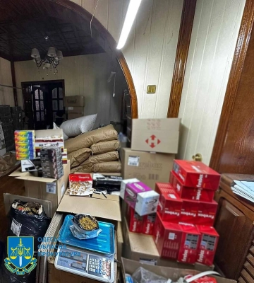 Організували незаконний тютюновий «бізнес» в Одесі: судитимуть злочинну групу
