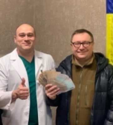 Зірковий вертеп на Рівненщині передав 110 тисяч гривень для лікарні