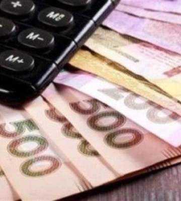Нараховував ковідні доплати. Ексдиректора лікарні на Рівненщині підозрюють у безпідставному витрачання коштів