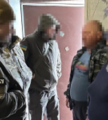 СБУ викрила ще 2-х колаборантів: серед них – директорка ліцею, яка під час окупації Харківщини роздавала російські підручники