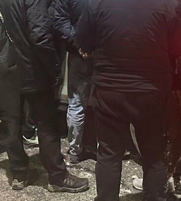 Вимагали від чоловіка 2,5 тисячі доларів: на Львівщині затримали зловмисників