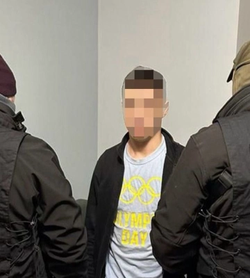 СБУ викрила у Запоріжжі шахраїв, які «працевлаштовували» людей за кордоном. Фото
