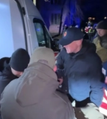 Зеленський подякував медикам з Одеси та Сумщини за порятунок людей під час атаки Шахедів
