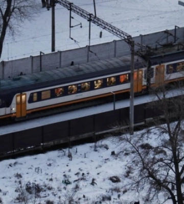 В Києві перейменували 9 станцій міської електрички та залізничний міст