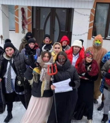На Буковині школярі наколядували понад ₴35 тисяч для ЗСУ