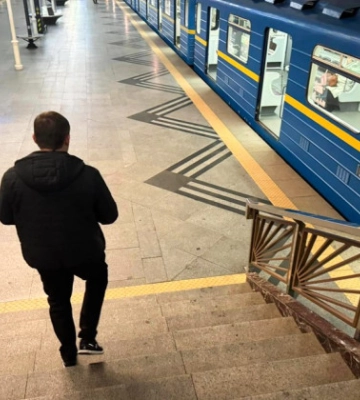 В Киевском метрополитене заявили, что обоснованная стоимость проезда составляет 30 гривен