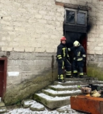 Рятувальники з Хуста врятували від вогню житловий будинок