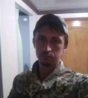 В Україні шахрай-ігроман видає себе за контуженого військового та обманом виманює гроші