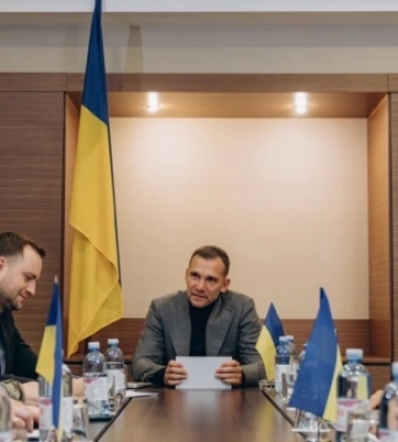 Шевченко: Хочу почути бачення розвитку українського футболу під час війни