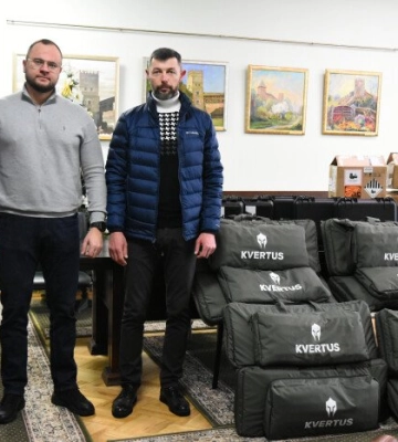 Луцька міська рада передала воїнам чергову партію військового спорядження