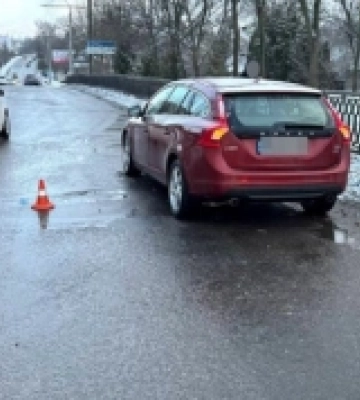 У Рівному пенсіонерка, яка переходила дорогу не на "зебрі", потрапила під авто