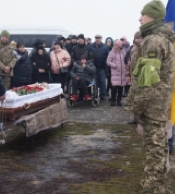 На Одещині провели в останню путь воїна Миколу Литвинюка