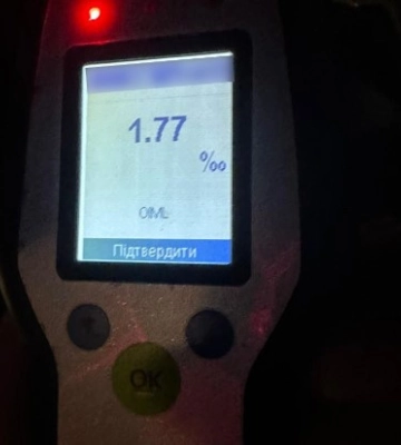 У Сумах затримали п’яного водія Nissan Almera, який ніколи не отримував прав