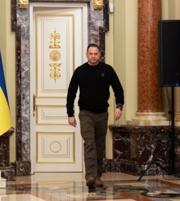 Єрмак поспілкуюся з головою МЗС Угорщини: йшлося про деталі зустрічі в Ужгороді